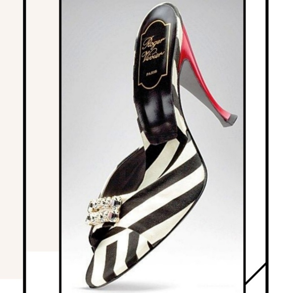 ROGER VIVIER | Gorgeous Heels with Crystal Buckle - Picture 8 of 8